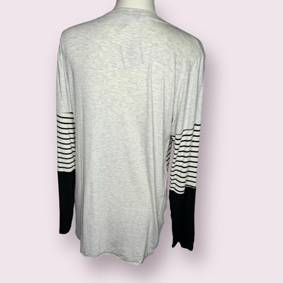 Heimish USA NWT Black Striped Sleeves with Red Hearts Long Sleeve Tee - Picture 4 of 5